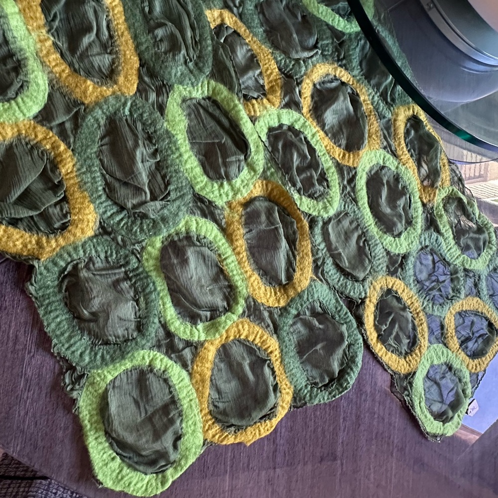 Green and Yellow Women's Scarf NWT